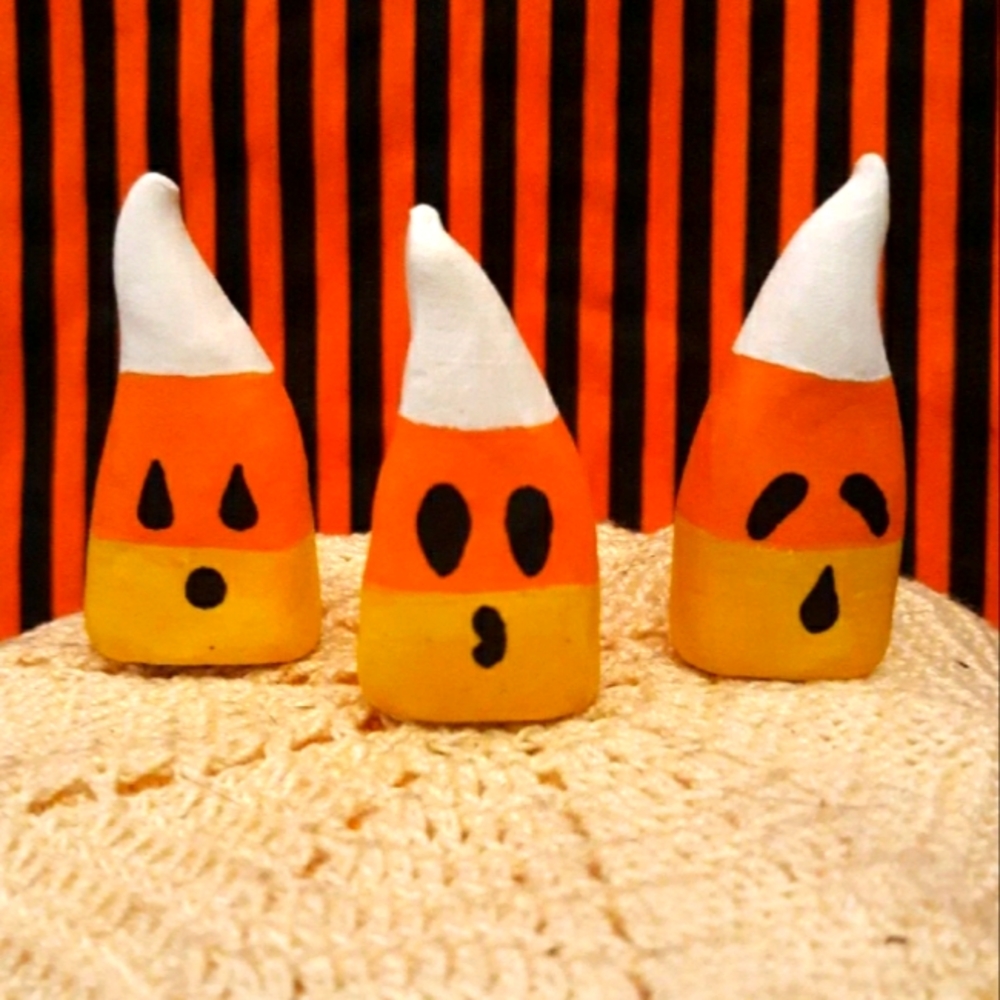 Set of 3 Mini Expressive Candy Corn Figurines